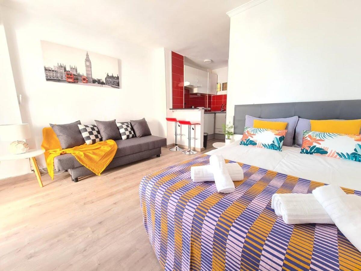 Estudio Benalmadena - Agata Buitenkant foto